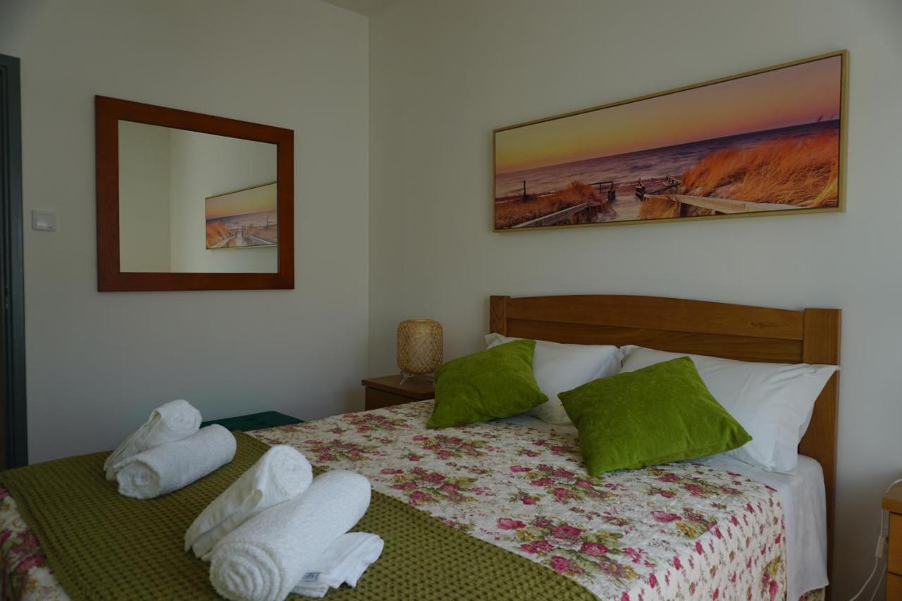 Portela House - T3 Residential Home 50 Meters From The Beach วีลาปรายา เด อันโกรา ภายนอก รูปภาพ